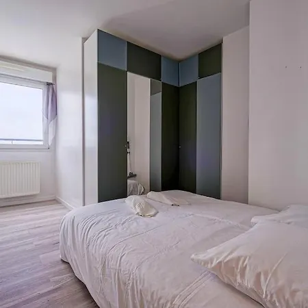 Magnifique Duplex 2 A 6 Personnes, Parking Gratuit, Proche Aeroport Cdg Apartment